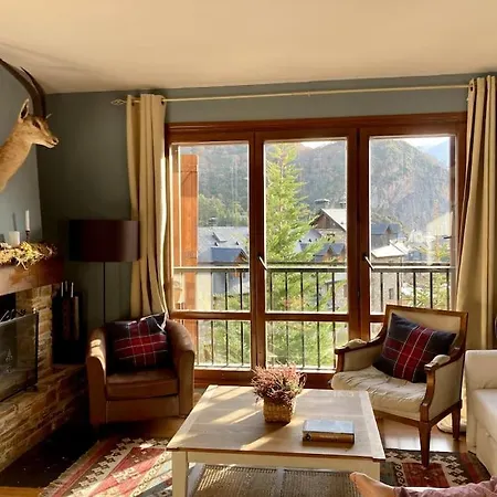 Elegante En Con Vistas Al Valle *